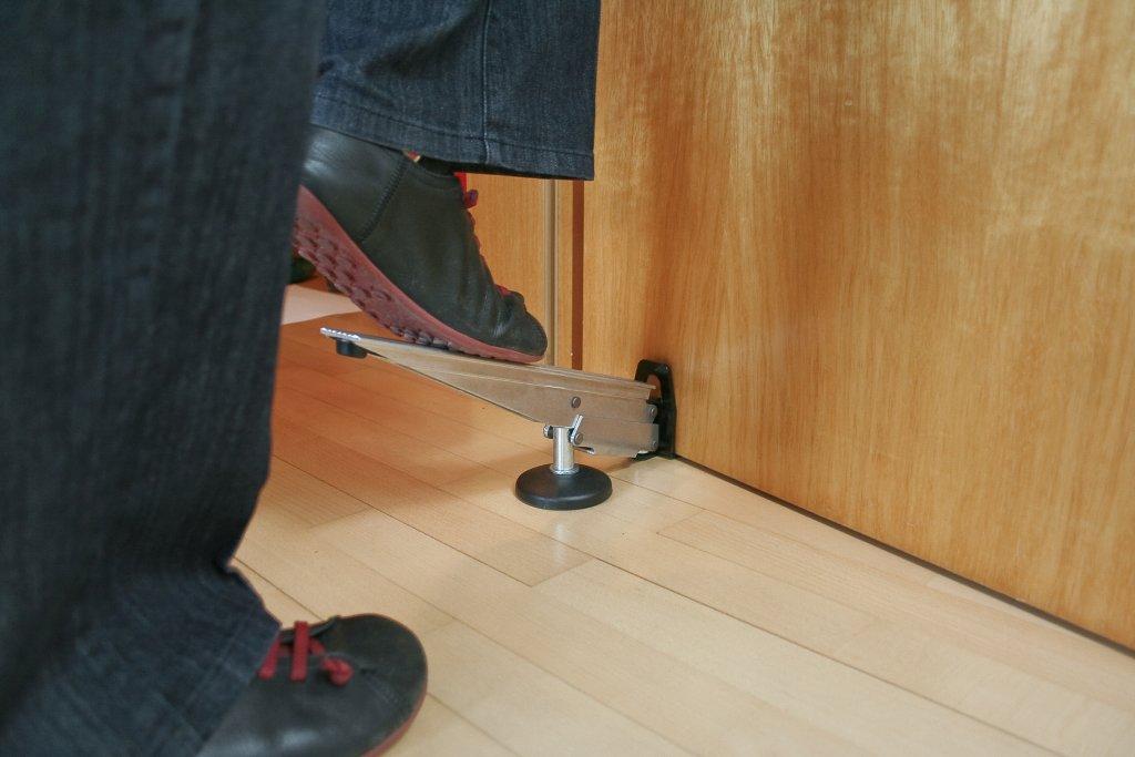 PIHER Plattenheber Wand /Tür schwenkbar Traglast bis zu 75 kg