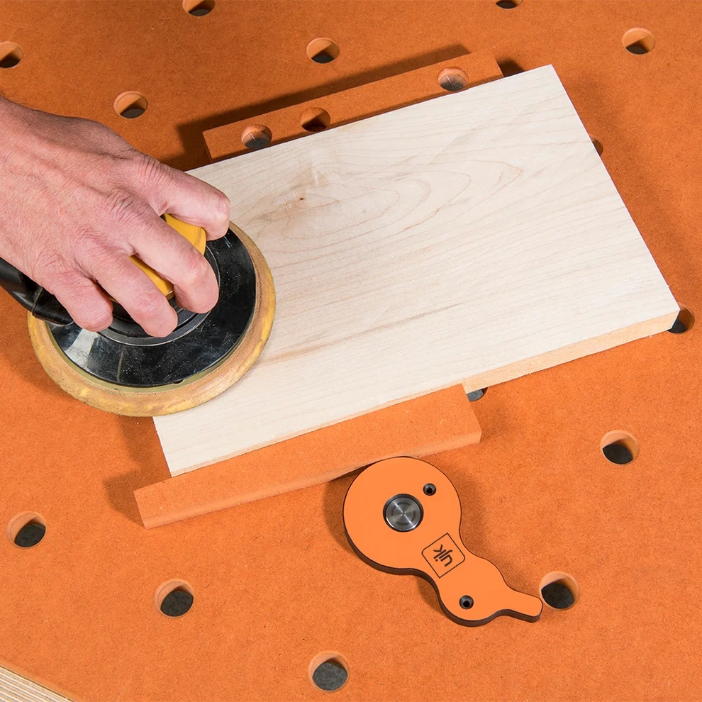 UJK Klemmset / Spannset für Führungsschiene für ø20mm Lochsystem