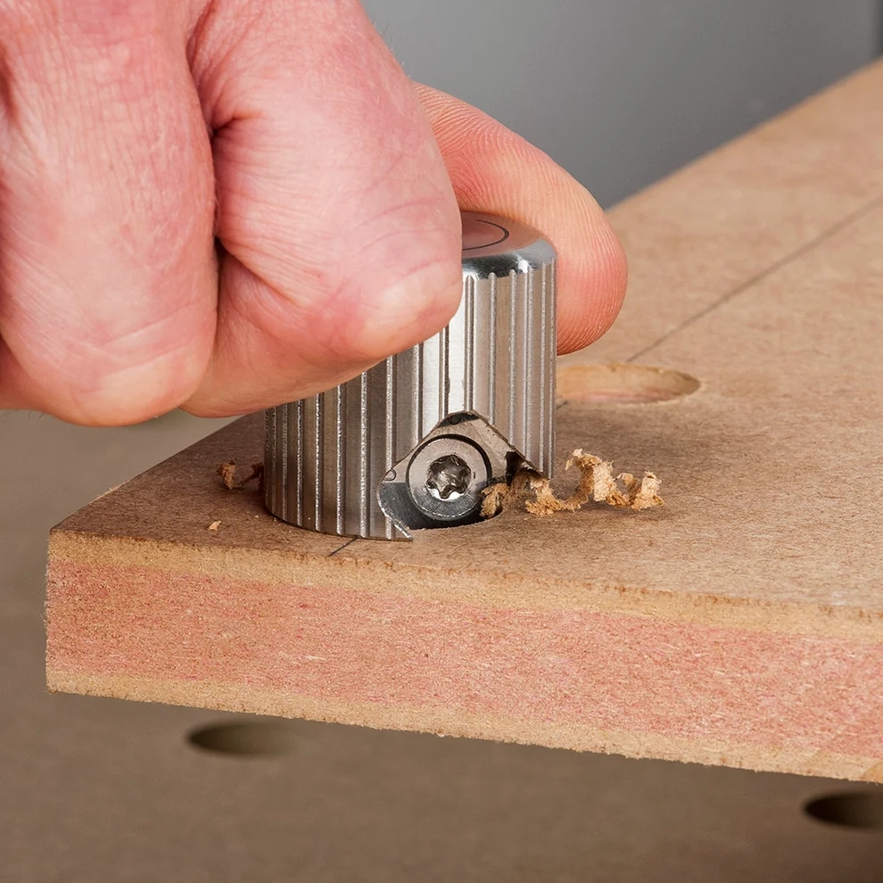 UJK Klemmset / Spannset für Führungsschiene für ø20mm Lochsystem