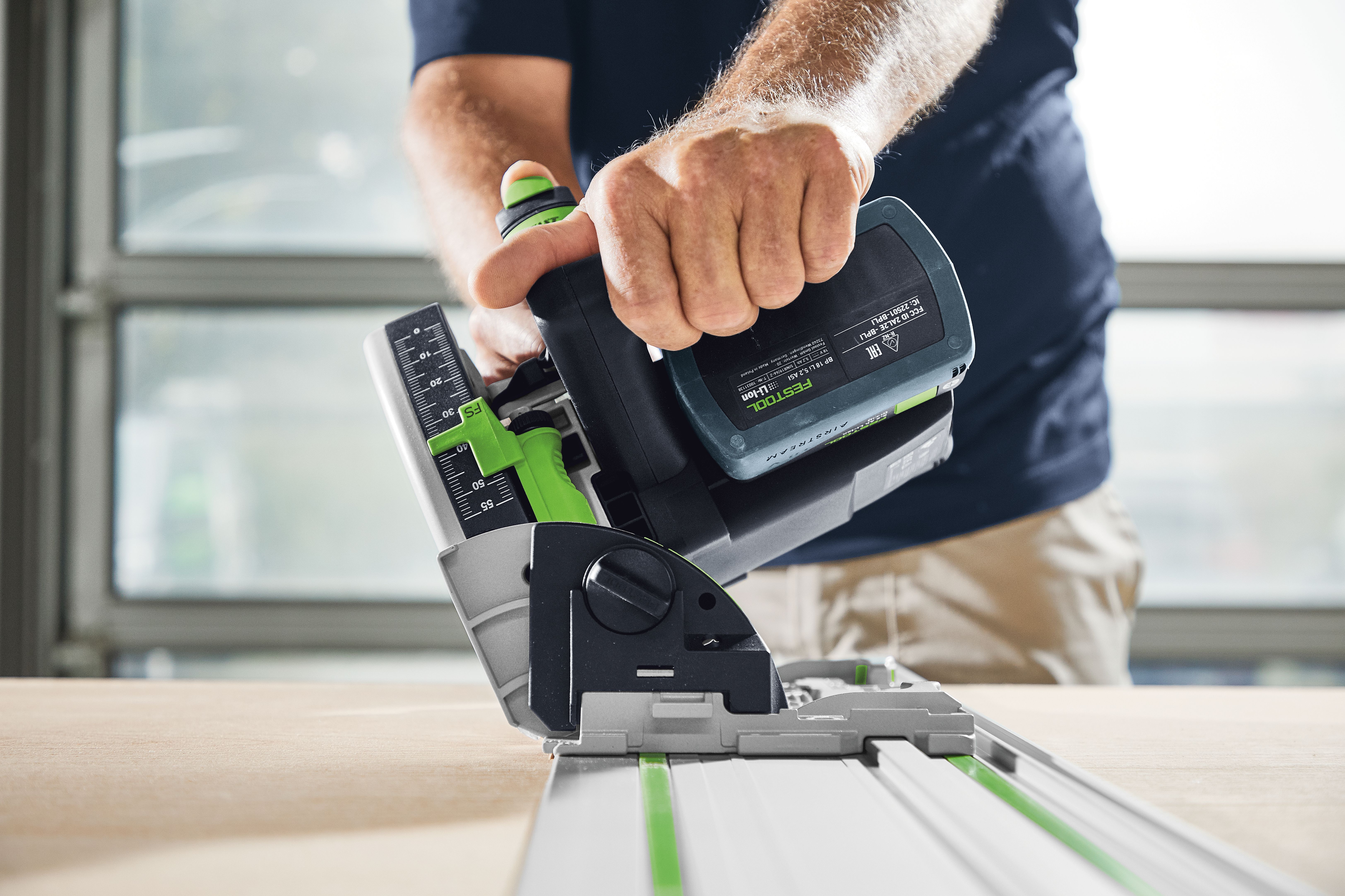 Festool Akku-Tauchsäge TSC 55 5,0 KEBI-Plus/XL + gratis Akkus
