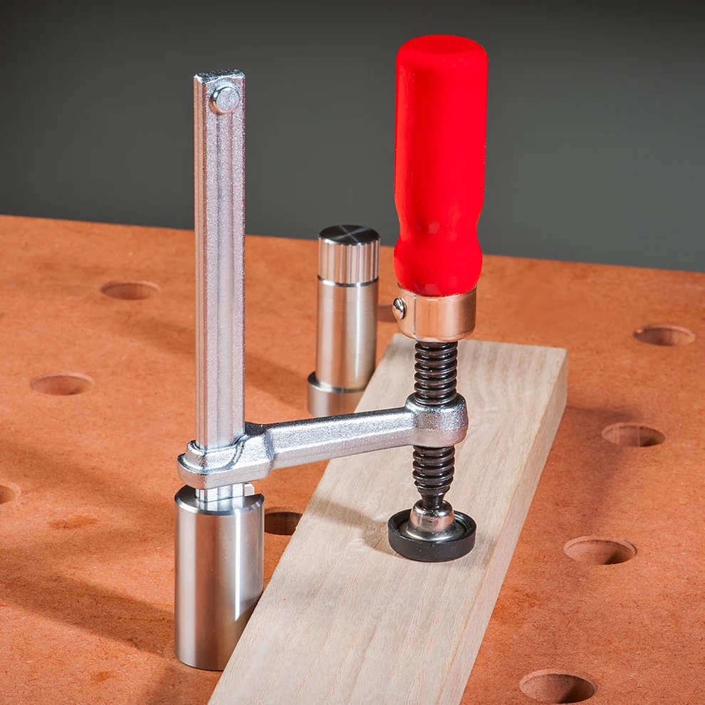 UJK Werkbankzwinge mit Schraubgewinde für ø20mm Lochsystem - Spannweite 13 cm